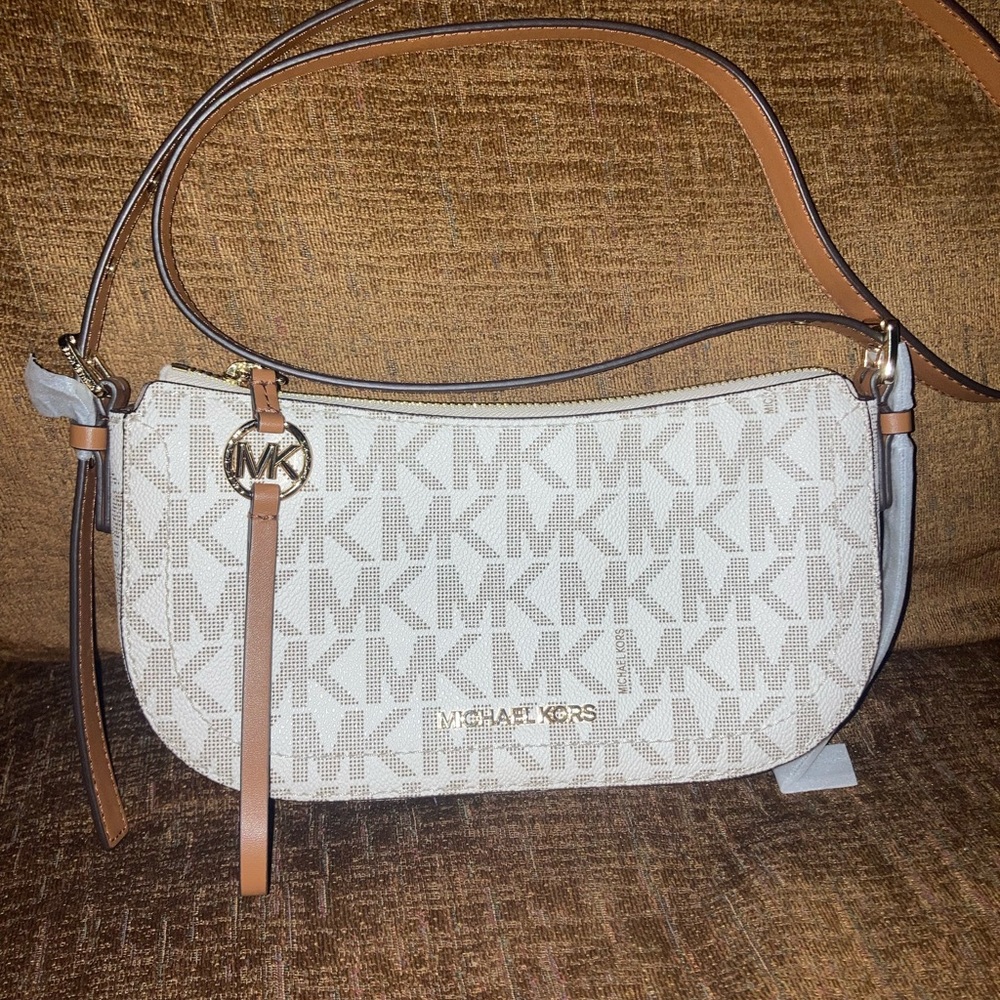 Michael Kors Camden Vanilla Luggage xs pouchette